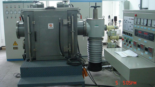 高溫合金(jin)真空熔煉-凝固控(kong)制實驗爐